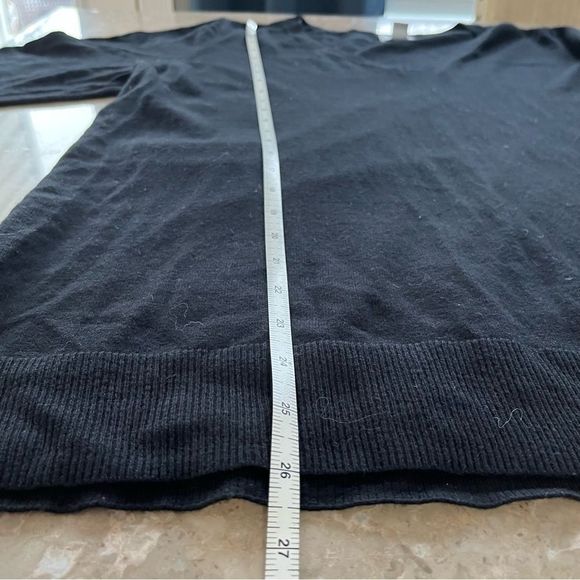 Old Navy black long sleeve v neck sweater size extra large - Picture 7 of 8